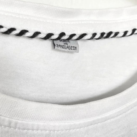 ONLY "You Mocha Me Crazy"  Single Pocket White Tee - Picture 8 of 9